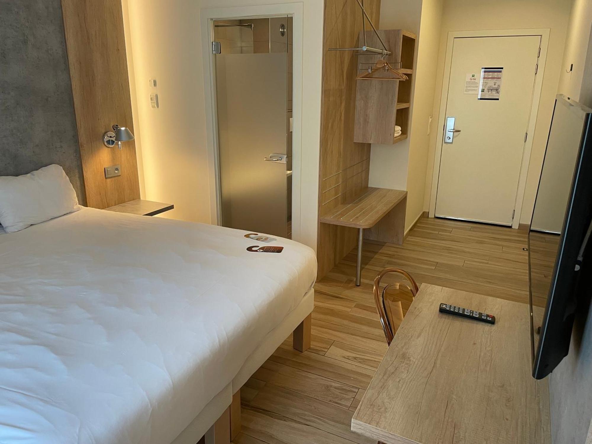Ibis Styles 3* La Louviere